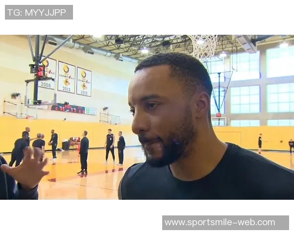 鲍威尔表现出色20投10中砍下25分助球队取得胜利正负值高达六